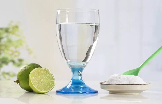 Auga con sal e limón